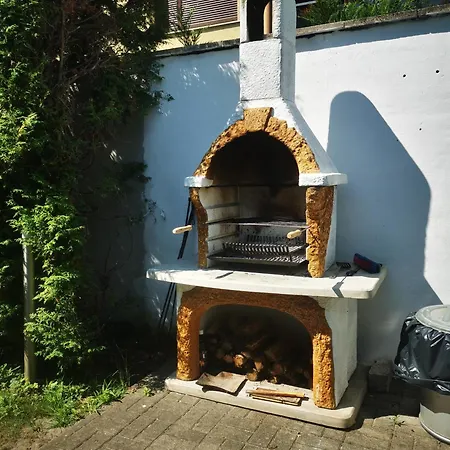 Διαμέρισμα Noemi Wellness